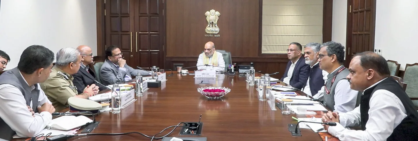 Amit Shah conducts another high-level security review meet after Delhi blast - Kashmir Info